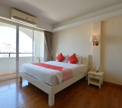 Номер Deluxe в 12HEH Pattaya