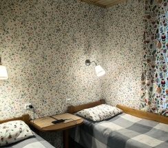 Комната эконом с 2 односпальными кроватями и дополнительным местом в Соловки