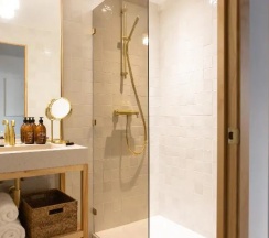 Люкс Standard в MOB Hotel Cannes