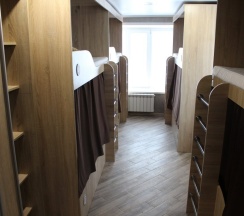 Кровать в общем номере (женский номер) в Game