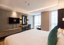 Студия Deluxe с красивым видом из окна в Отель Citrus Suites Sukhumvit 6 by Compass Hospitality