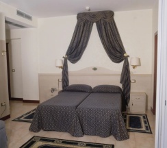 Номер Standard с видом на парк в Hotel Caravelle & Minicaravelle