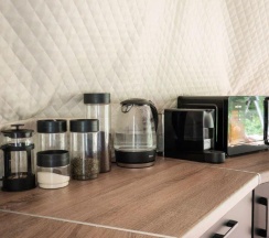 Серая сфера в Loko Glamp