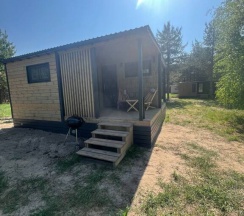 Трёхместный номер Standard с красивым видом из окна в Lahtanpera