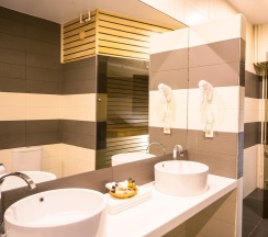 Люкс улучшенный в GogolHotel