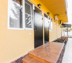 3х местный номер на 1ом этаже в Dream House