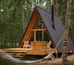 Коттедж с панорамным видом в Deep Lake House