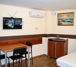 Номер первой категории без вида в Лермонтова 8