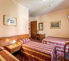Трёхместный номер Standard в Buonarroti Home