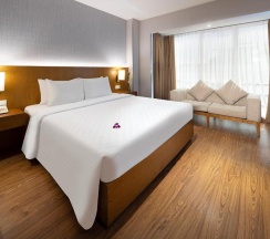 Двухместный номер Premier Deluxe двуспальная кровать в Отель Harmony Saigon Hotel & Spa