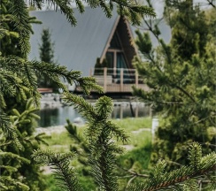 A-frame у воды в The Les