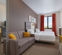 Стандартный двухместный номер с 2 отдельными кроватями в Golden Tulip