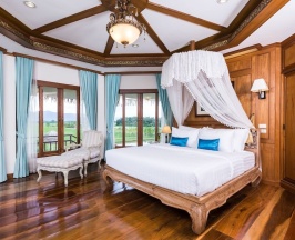 Двухместная вилла Standard с балконом двуспальная кровать в Phusanfah Resort