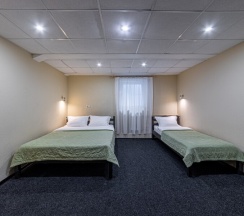 Семейный номер на цоколе в Авиамоторная