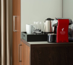 Двухместный номер Superior с балконом двуспальная кровать в Courtyard by Marriott Tashkent