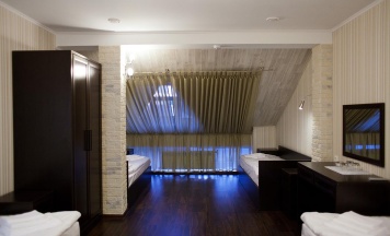 4-местный номер стандарт эконом в Parallel