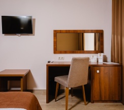 Корпус Прайд Стандарт с Видом на Парк в Family Pride Inn Прайд
