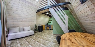 Подлесный: Коттедж A-Frame в сосновом лесу