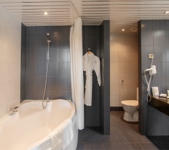 Апартаменты двухкомнатные в Бенефит Плаза