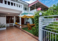 Коттедж в White beach house Hua hin 20 second to the beach