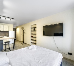 Комфорт №12 с террасой в Портал Апартментс