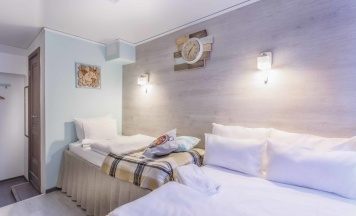 Трехместный номер в Spectroom hotels Mint