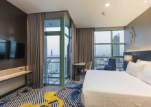 Люкс с 2 комнатами с видом на реку в Chatrium Hotel Riverside Bangkok