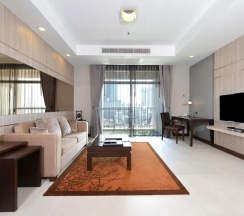 Семейный люкс в Grand Asoke Suites Boutique Residence