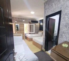 Трёхместный номер Comfort с 3 комнатами с видом на город в Отель Cairo