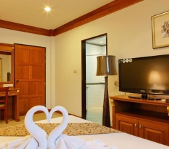 Шестиместный Suite Penthouse с 3 комнатами в Inn House Hotel