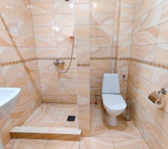 Номер стандарт улучшенный с 1 двуспальной кроватью в Азия