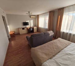 Полулюкс в Паллада