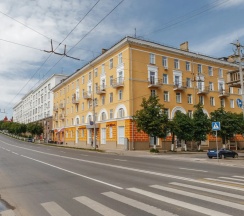 Четырёхместные апартаменты с 2 комнатами в Квартира Дворянская улица 15