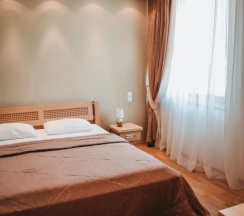 Люкс c 1 комнатой с балконом и с красивым видом из окна в Diana Palace