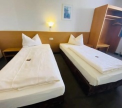 Одноместный семейный номер Standard двуспальная кровать в Hotel Christina