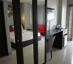 Двухместный номер двуспальная кровать в Holiday Home Patong