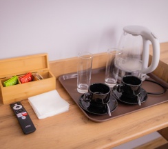 Двухместный номер Superior с балконом двуспальная кровать в AS Inn Hotel