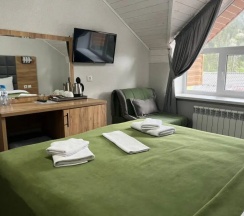 Двухместный номер Standard Мансарда двуспальная кровать в Шатун