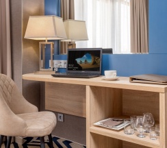 Стандарт с балконом в Gold inn Garden