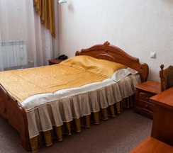 Номер комфорт с 1 двуспальной кроватью (с завтраком) в Кольцо