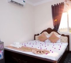 Двухместный семейный номер Standard двуспальная кровать в Mui Ne Alena Bungalow Hotel