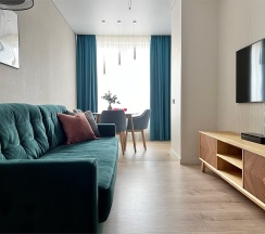 Евро-двухкомнатная квартира с красивым видом в ЖК "LEGENDA ГЕРОЕВ" в Rauktis apartments