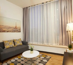 Трёхместный номер Family в Meego Qingwen Hotel