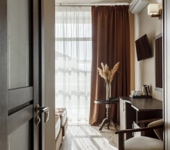 Стандарт с видом на бассейн двухместный в Pontos Family Resort Hotel