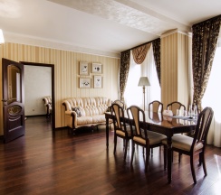 Плаза сьют+ в Плаза