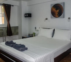 Двухместный номер Standard двуспальная кровать в Allstar Guesthouse