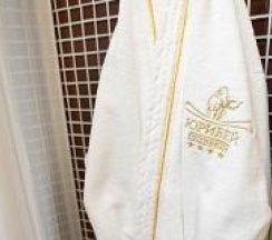 3-комнатный номер люкс с 1 двуспальной кроватью в Юрибей