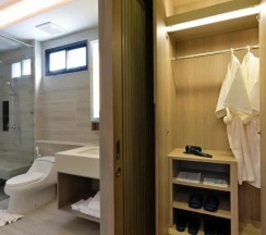 Люкс с 2 комнатами с видом на поле для гольфа в Tinidee Golf Resort Phuket