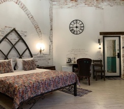 Комната в замке с одной кроватью в Валерия