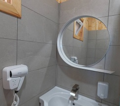 Коттедж трехкомнатный с 3 спальнями в Villa Mayak